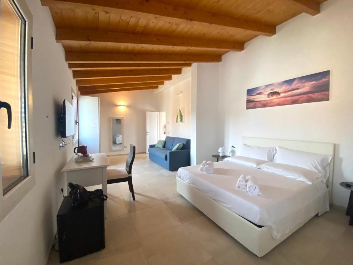 Punto Zero Rooms Сан-Теодоро Экстерьер фото