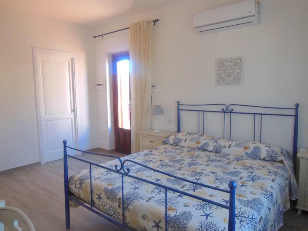 Punto Zero Rooms Сан-Теодоро Экстерьер фото